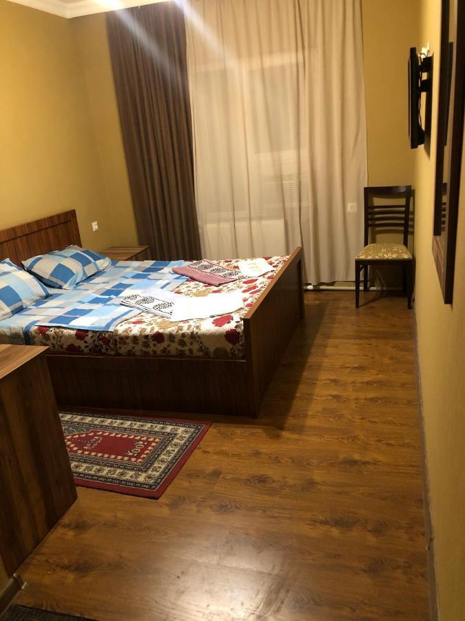 Hotel Nikea Paradiso Kutaisi Zewnętrze zdjęcie