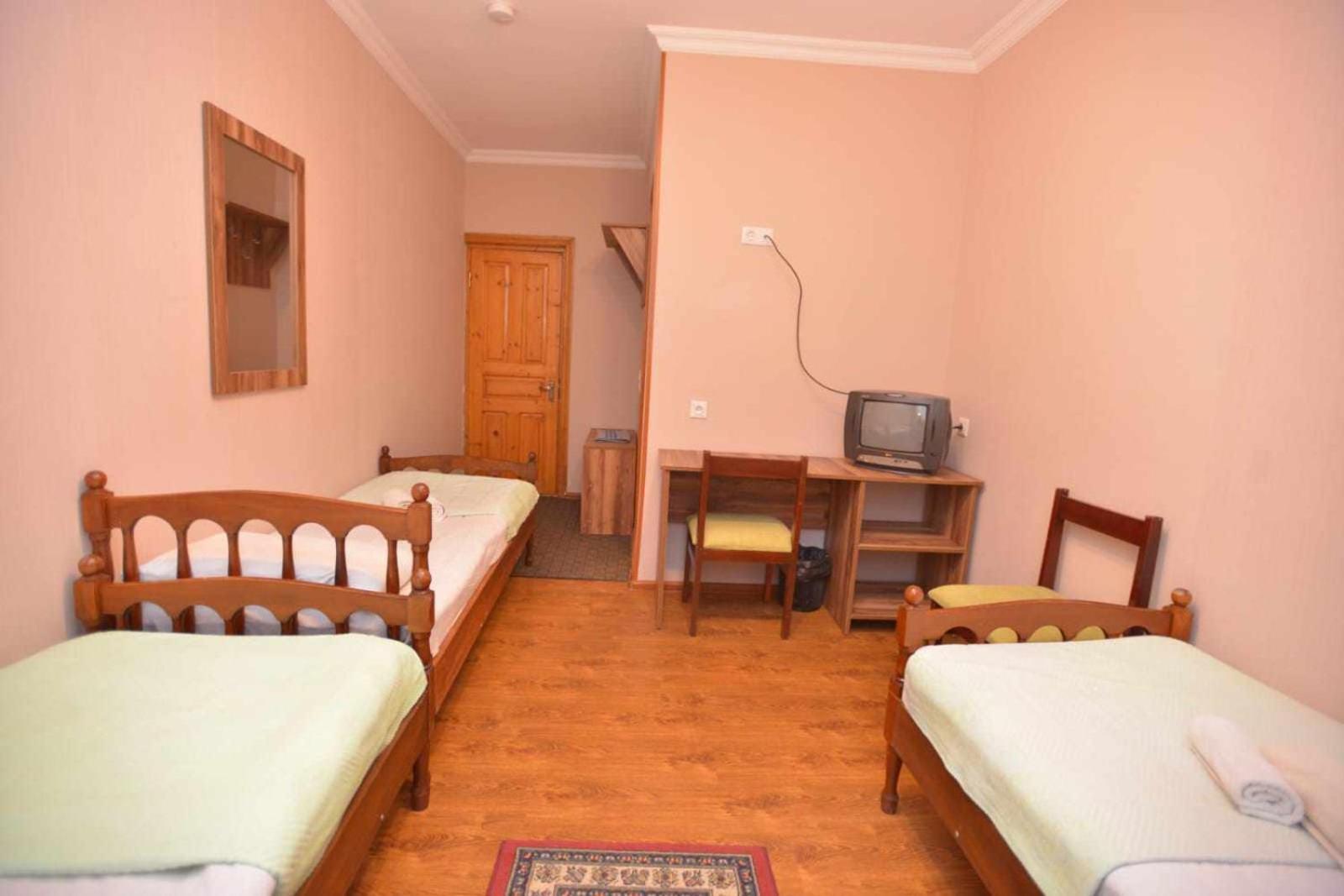 Hotel Nikea Paradiso Kutaisi Zewnętrze zdjęcie